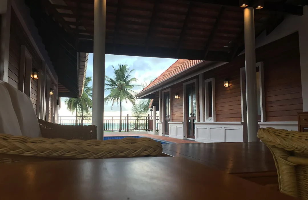 Le Menara-Khaolak-1